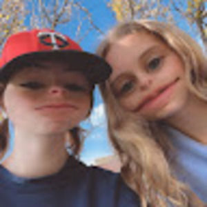 Meet your Posher, Ella